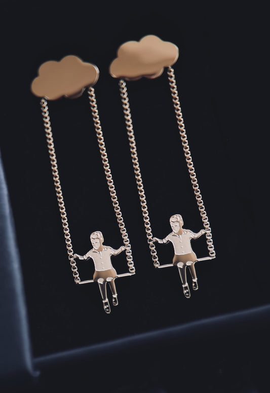 Archie in the Clouds Earrings - Gold